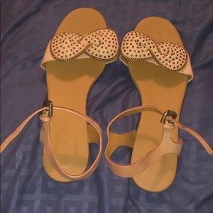 Chloe flats